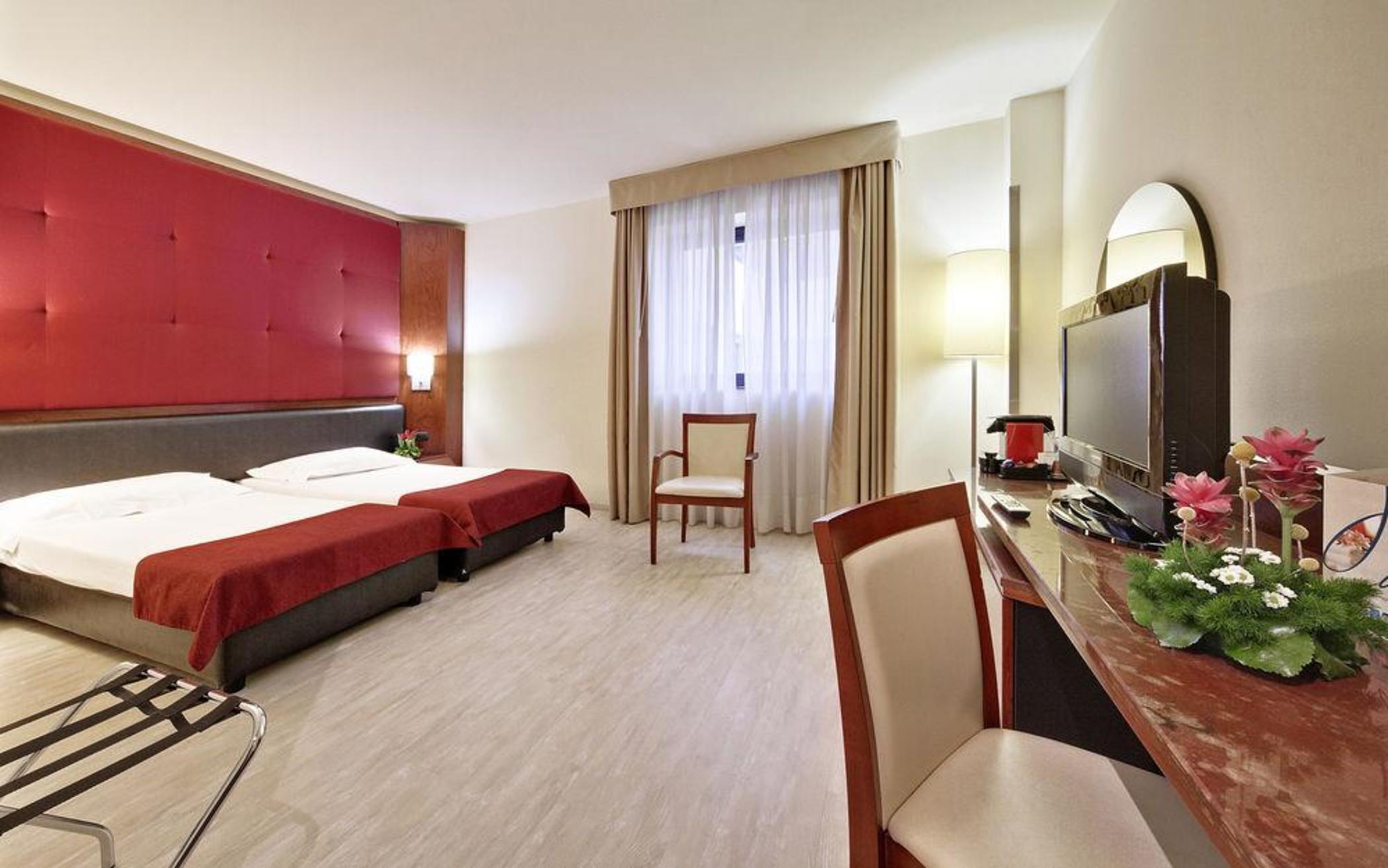Mediterraneo Palace Hotel Ragusa Luaran gambar